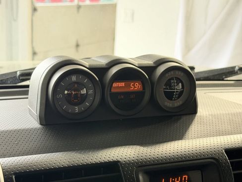 Used 2014 Toyota FJ Cruiser 4WD w/ Upgrade Package image 19