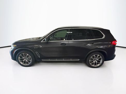 Used 2023 BMW X5 xDrive45e w/ Parking Assistance Package AWD/4WD image 4