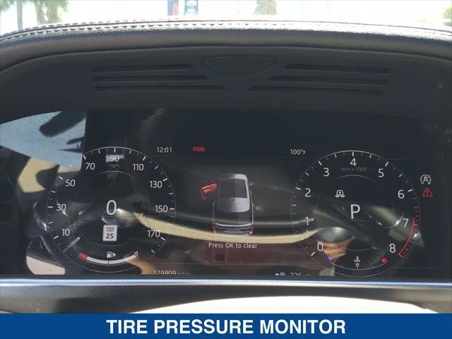 Used 2020 Land Rover Range Rover HSE AWD/4WD image 16