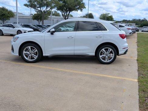 Certified 2023 Audi Q3 2.0T Premium w/ Convenience Package AWD/4WD image 7