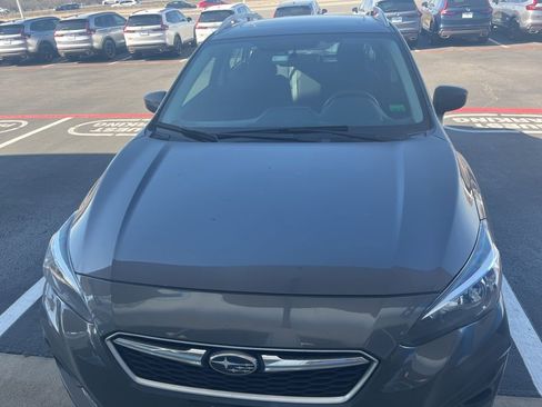 Used 2018 Subaru Impreza 2.0i Premium image 2