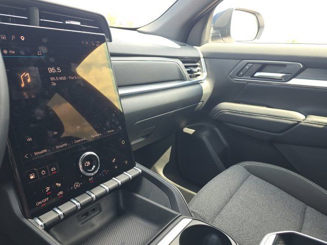 Used 2026 GMC Terrain Elevation w/ Black Edition FWD image 24