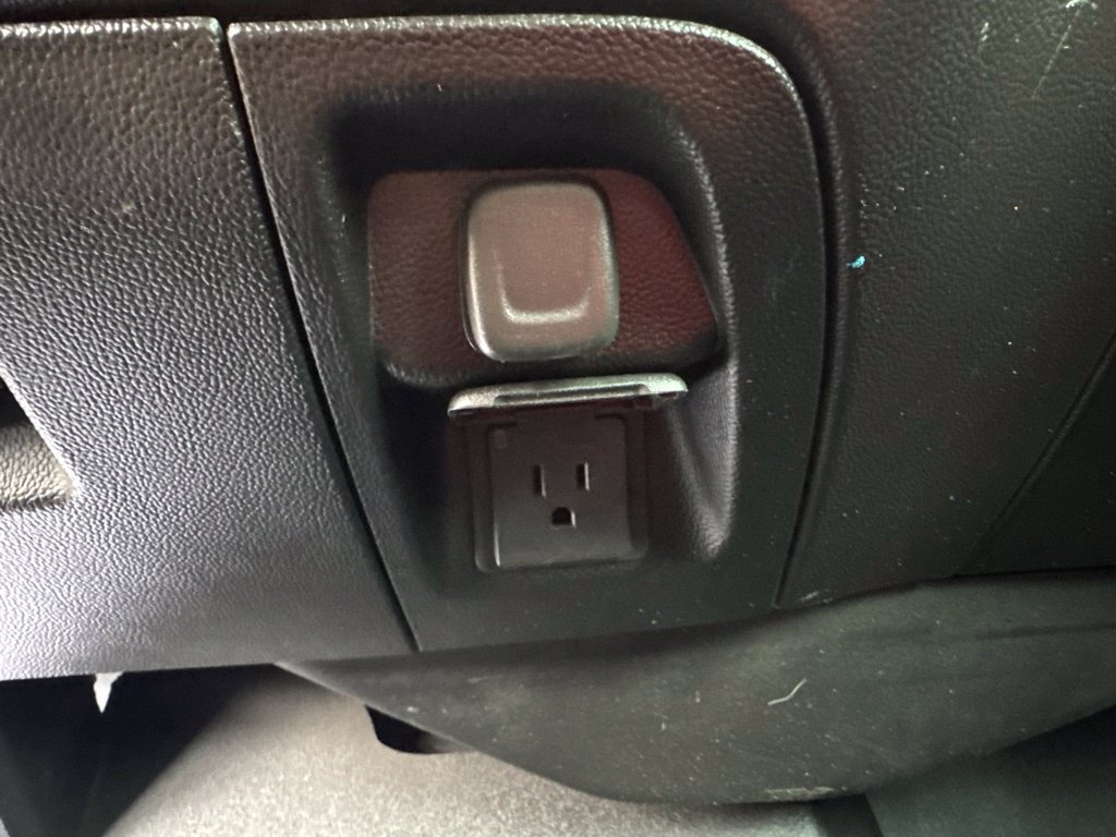 Used 2015 Chevrolet Silverado 1500 LT AWD/4WD image 28