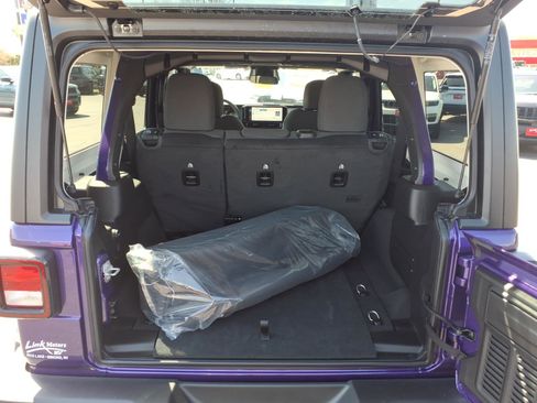 New 2026 Jeep Wrangler Unlimited Sport AWD/4WD image 11
