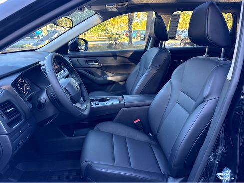 New 2026 Nissan Rogue SV image 18