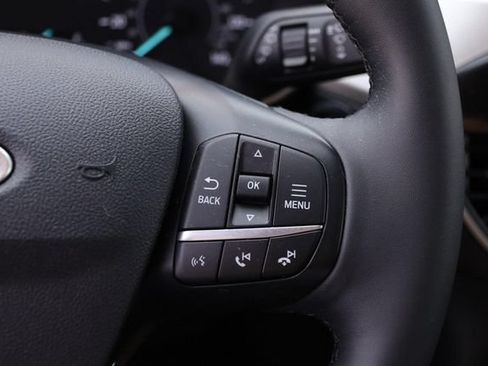 Certified 2022 Ford Escape SE w/ SE Sport Appearance Package FWD image 18