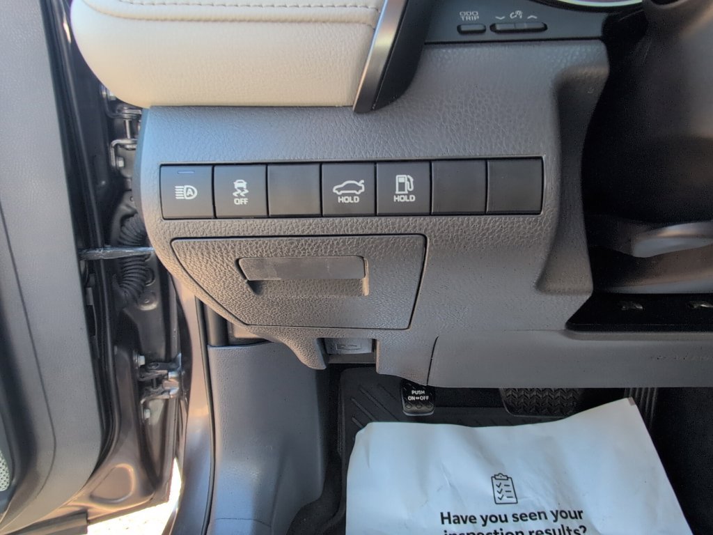 Used 2023 Toyota Camry LE FWD image 18