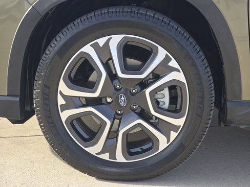 Used 2023 Subaru Ascent Touring image 13