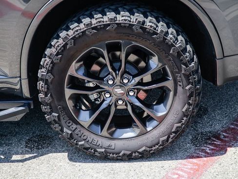Used 2024 Dodge Durango GT w/ Blacktop Package AWD/4WD image 8