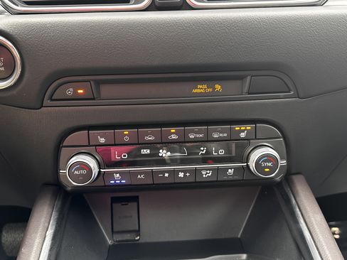 Certified 2025 MAZDA CX-5 Signature image 6