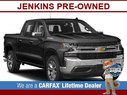 Used 2020 Chevrolet Silverado 1500 RST w/ Convenience Package image 9