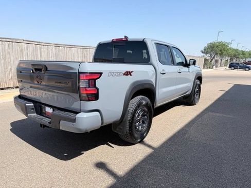 Certified 2025 Nissan Frontier PRO-4X w/ Pro Convenience Package AWD/4WD image 6