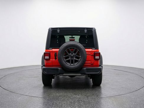 Used 2025 Jeep Wrangler Unlimited Sport AWD/4WD image 7
