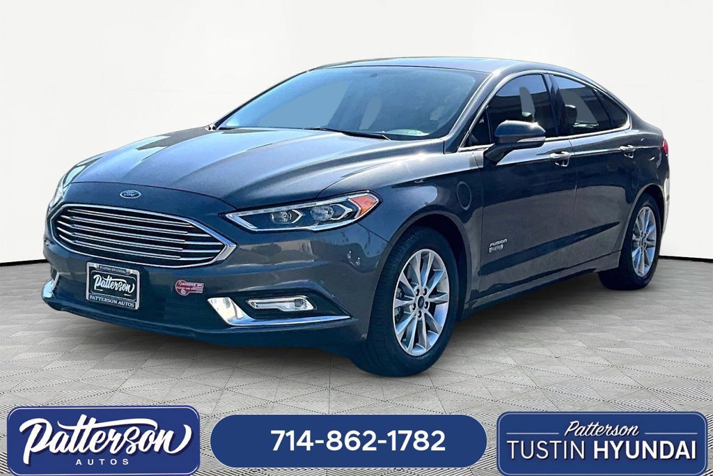 Used 2018 Ford Fusion Energi Titanium FWD image 1