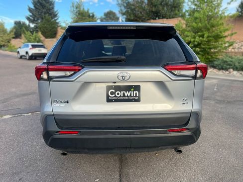 Used 2024 Toyota RAV4 LE image 10