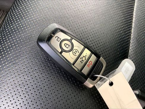 Certified 2019 Ford F150 Raptor w/ Equipment Group 802A Luxury image 14