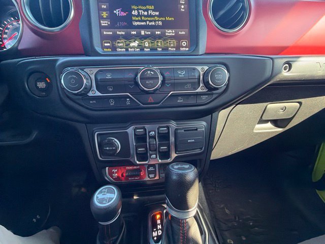 Used 2021 Jeep Wrangler Unlimited Rubicon AWD/4WD image 25
