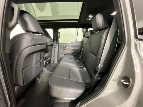 Used 2025 Lexus GX 550 image 24