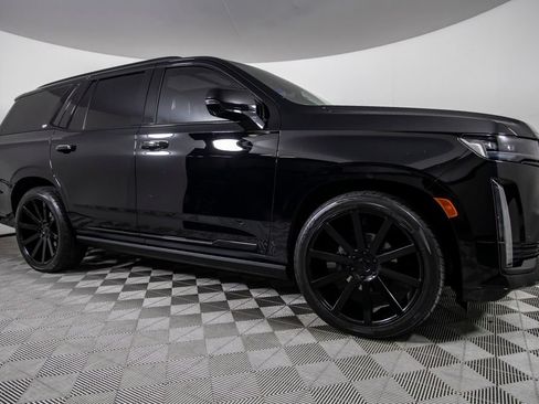 Used 2021 Cadillac Escalade Sport w/ Driver Assist Tech Package AWD/4WD image 3