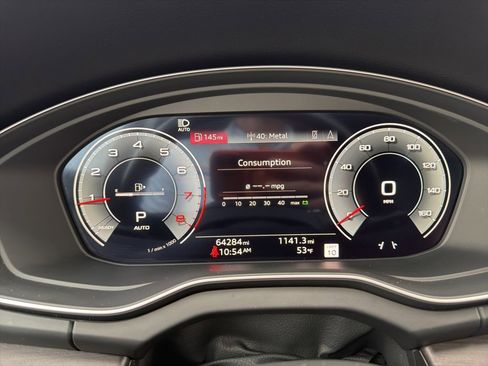 Used 2023 Audi Q5 2.0T Prestige w/ Prestige Package image 15