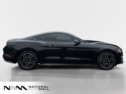 Used 2020 Ford Mustang Premium RWD image 6