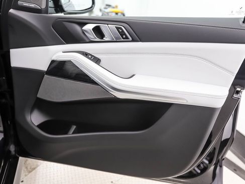 New 2026 BMW X5 xDrive40i w/ M Sport Package image 30