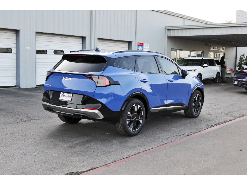 New 2026 Kia Sportage SX FWD image 4