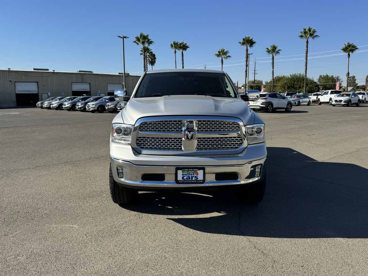 Used 2017 RAM 1500 Laramie AWD/4WD image 4