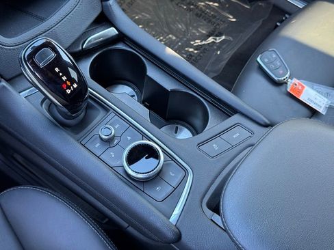 Certified 2025 Cadillac XT5 Premium Luxury image 34