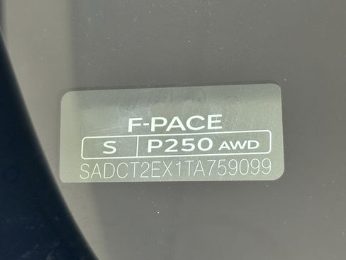 Used 2026 Jaguar F-PACE R-Dynamic S image 18