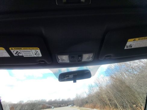 Used 2019 Mitsubishi Outlander LE image 22