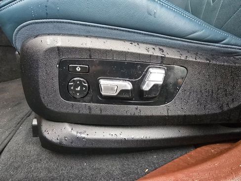 Used 2023 BMW XM image 62