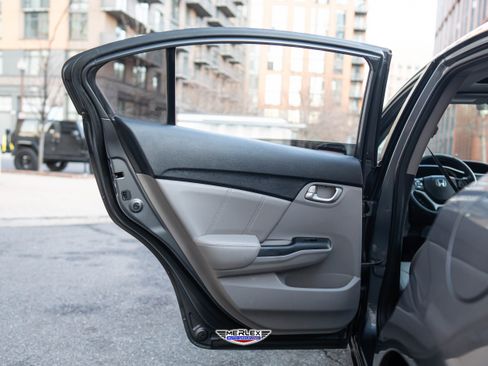 Used 2013 Honda Civic EX-L image 42