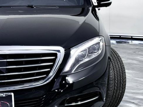 Used 2017 Mercedes-Benz S 550 4MATIC Sedan image 6