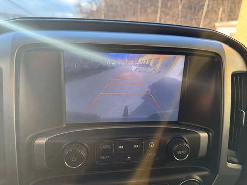 Used 2015 GMC Sierra 2500 SLE image 13