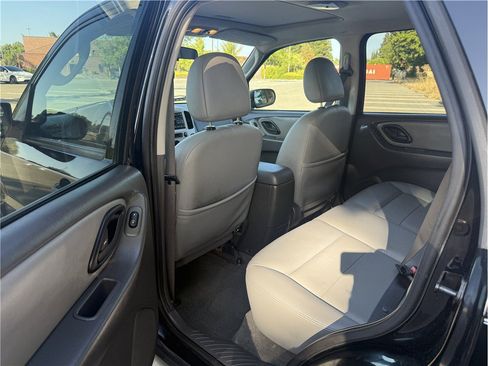 Used 2007 Ford Escape XLT AWD/4WD image 11