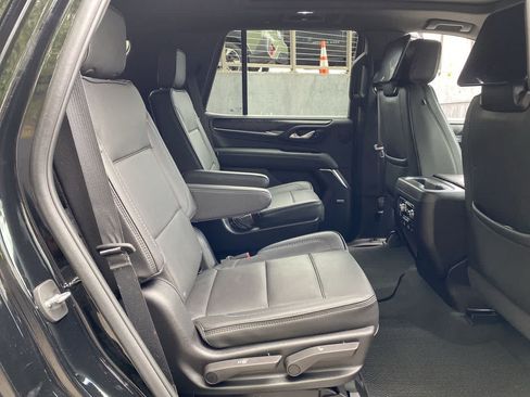 Used 2024 GMC Yukon Denali w/ Denali Reserve Package AWD/4WD image 17