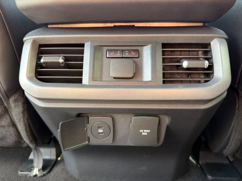 Used 2025 Ford F150 Lariat w/ Equipment Group 502A High AWD/4WD image 19