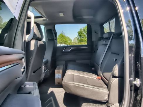 New 2026 GMC Sierra 2500 Denali w/ Denali Reserve Package AWD/4WD image 26