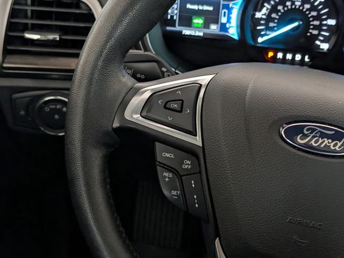 Used 2018 Ford Fusion SE w/ Equipment Group 602A FWD image 18