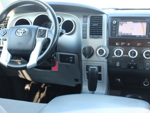 Used 2016 Toyota Sequoia SR5 image 24