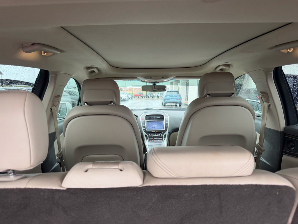 Used 2020 Lincoln Nautilus Reserve w/ Equipment Group 201A FWD image 18