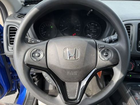 Used 2018 Honda HR-V LX image 16