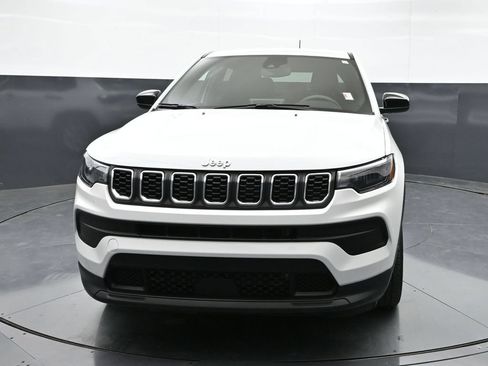 Used 2025 Jeep Compass Sport AWD/4WD image 27