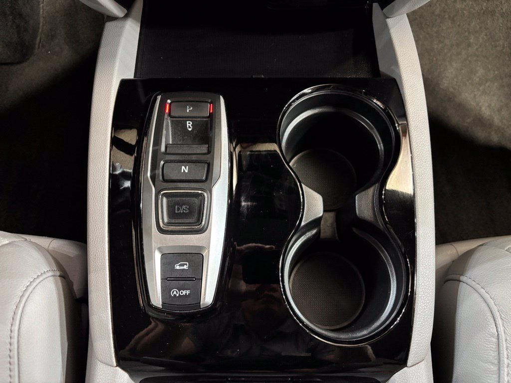 Used 2016 Honda Pilot Elite image 22