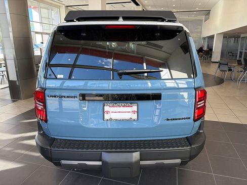 New 2026 Toyota Land Cruiser Base image 4