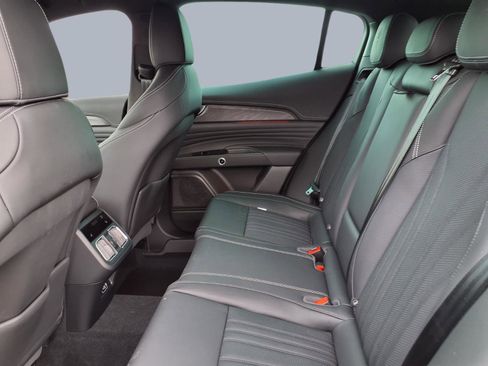 New 2026 Maserati Grecale Modena image 11