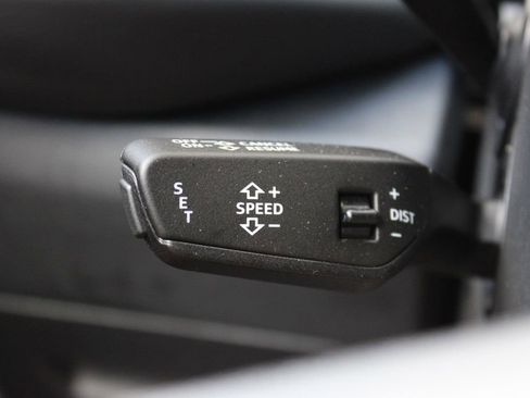 Used 2025 Audi Q5 Premium Plus w/ Premium Plus image 31