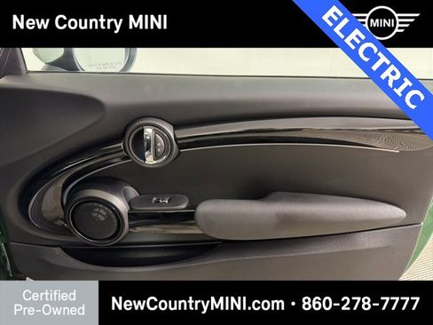 Certified 2024 MINI Cooper SE image 24