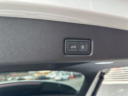 New 2025 Audi Q5 Premium Plus image 15